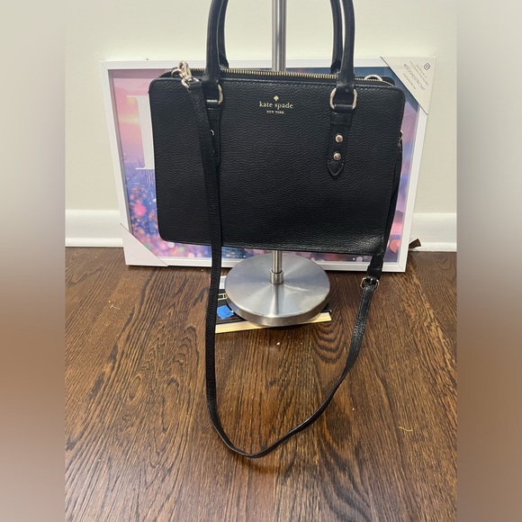 Kate Spade Mulberry Street Lise Satchel, EUC with COA - Picture 11 of 12